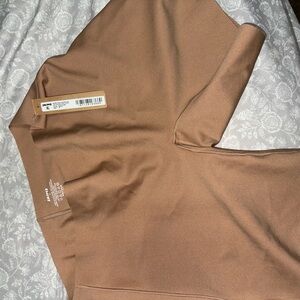 SKIMS Seamless Front Shapewear Tan